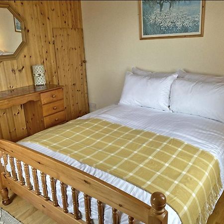 Lands End Cottage - Connemara Aughrus More Екстериор снимка