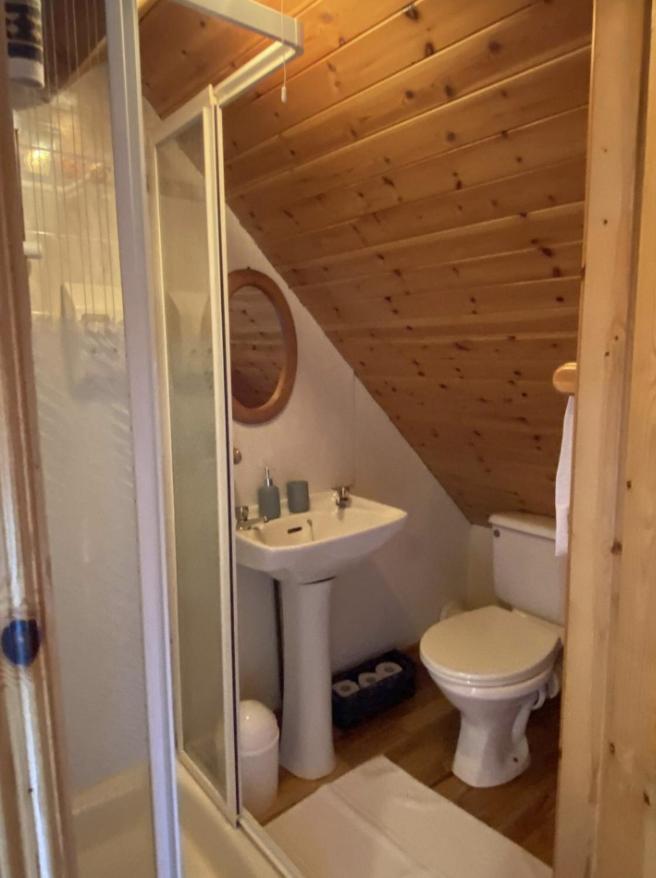 Lands End Cottage - Connemara Aughrus More Екстериор снимка