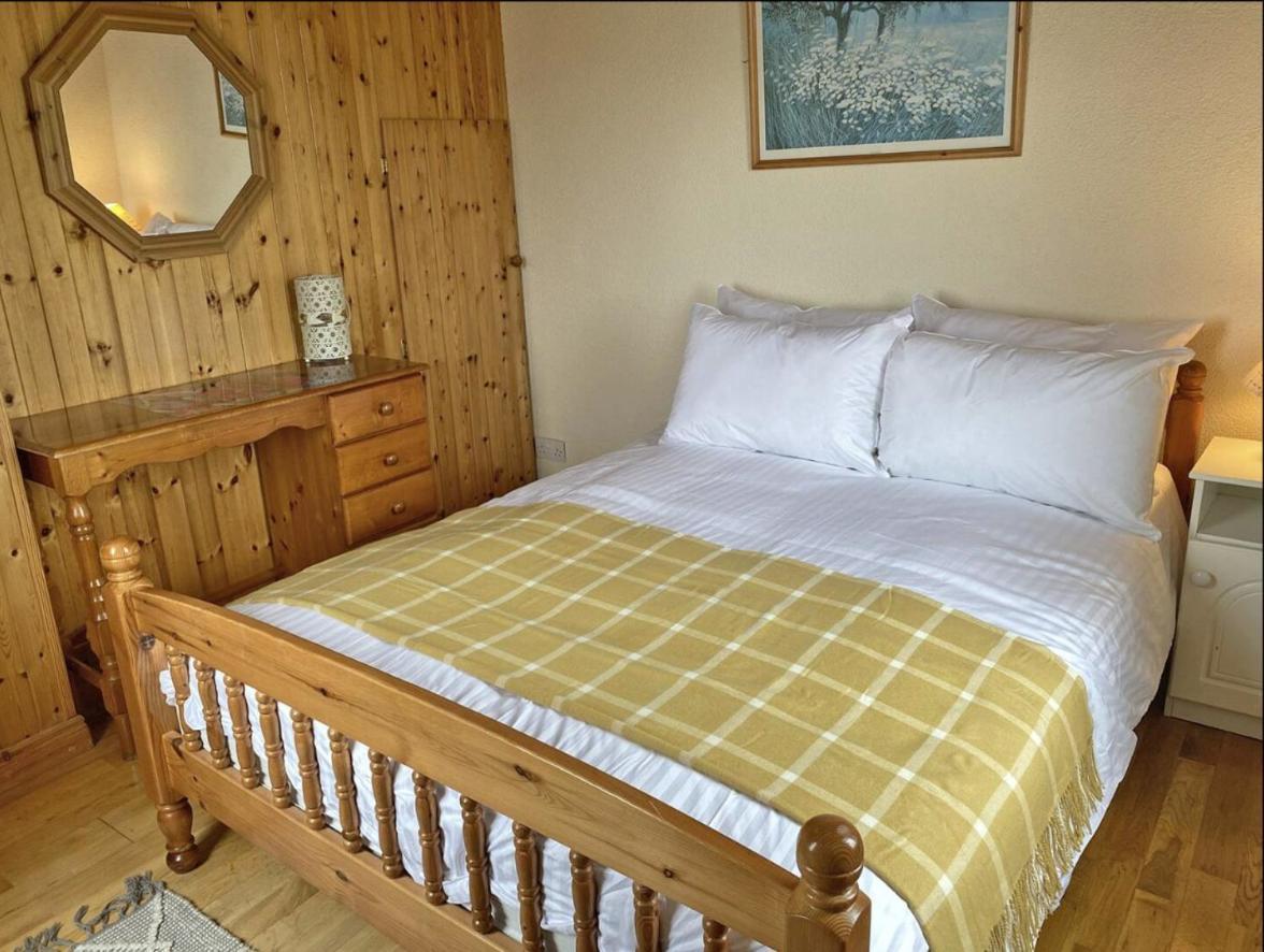 Lands End Cottage - Connemara Aughrus More Екстериор снимка